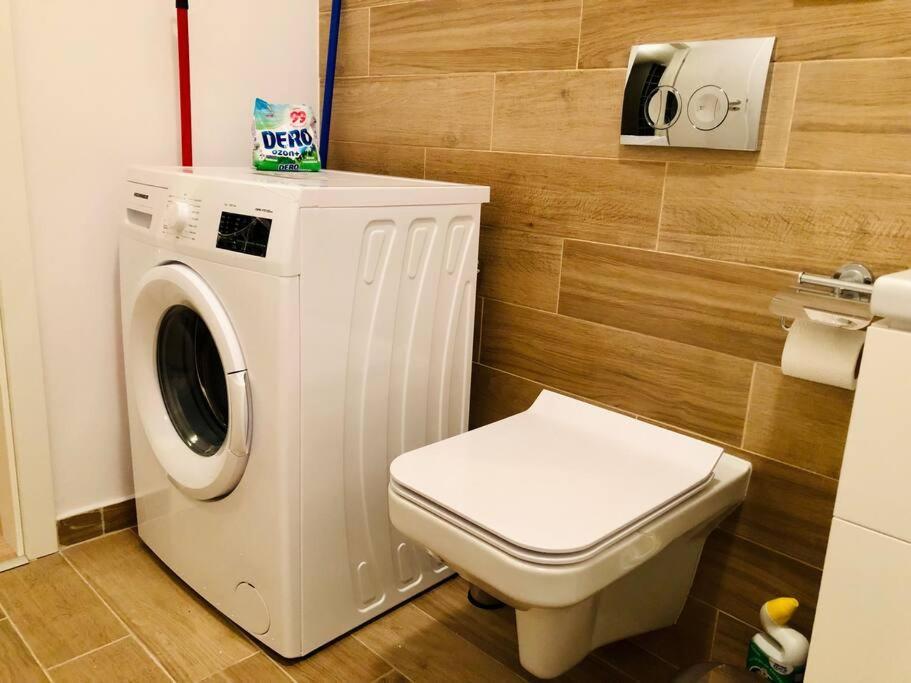 Joy City Stay Vivalia V6B-64 Timişoara Eksteriør billede